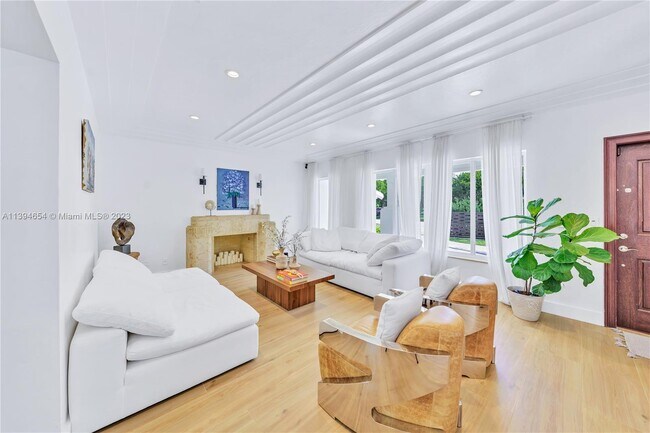 Building Photo - 4444 Nautilus Dr