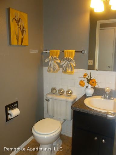Foto del edificio - 3025 Pembroke Ln