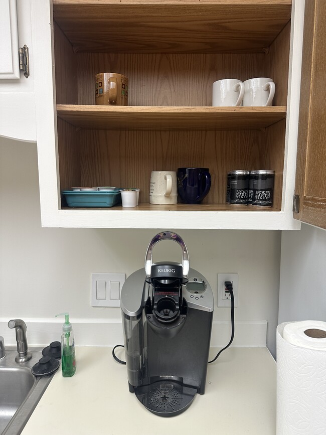 Building Photo - 15 Farewell Ave