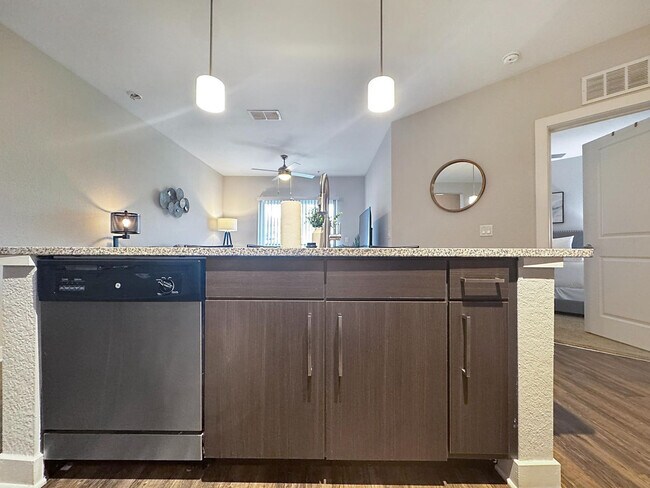 Building Photo - 2615 N Grady Ave