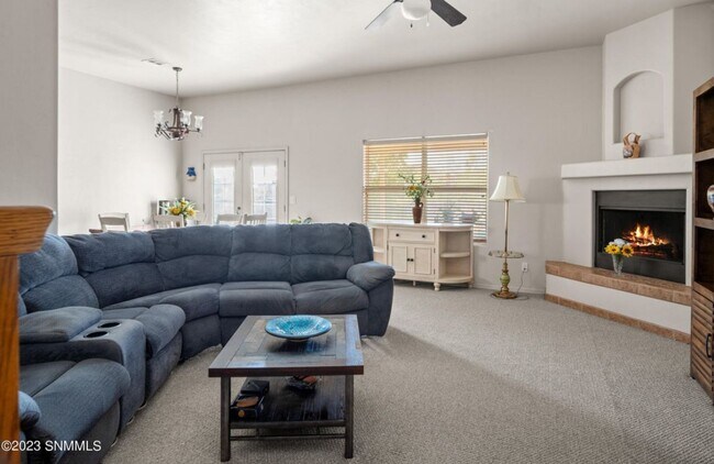 Building Photo - Nice Home in the Rinconada Area