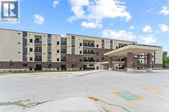 Building Photo - 1 Parnell St