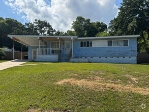 Building Photo - 296 Springdale Cir