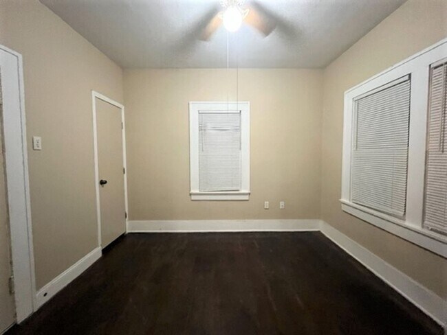 Foto del edificio - 917 NW 30th St