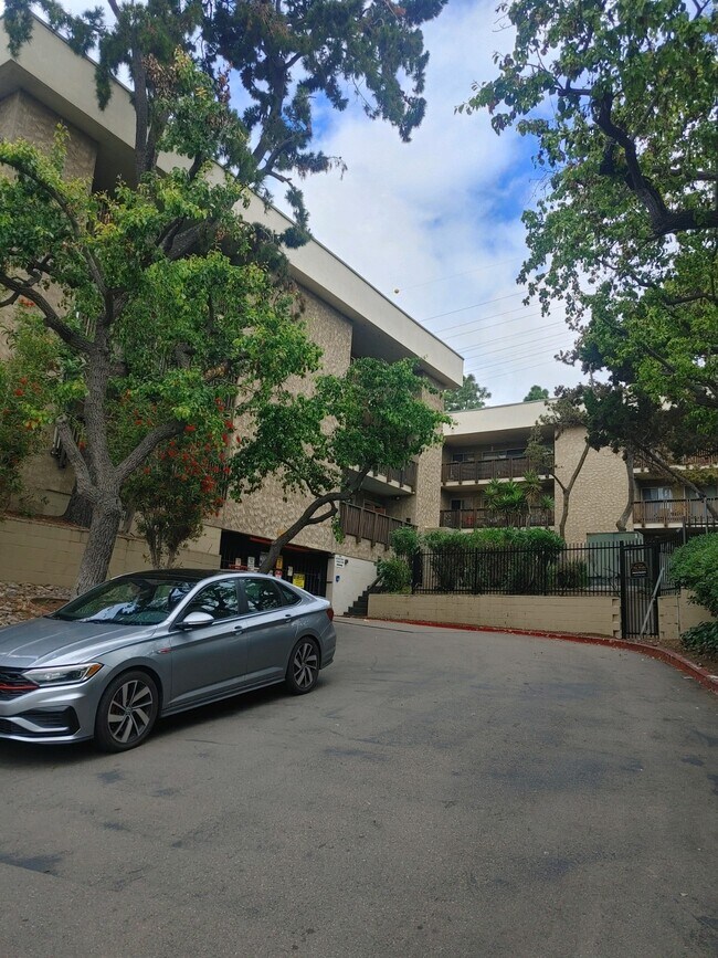 Building Photo - 6314 Friars Rd