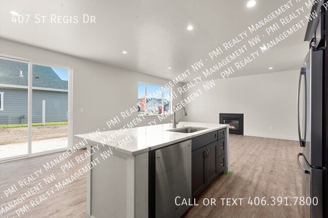 Foto del edificio - 407 St Regis Dr
