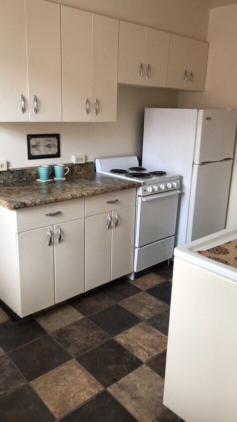 Foto principal - 1300 Oakland Rd NE