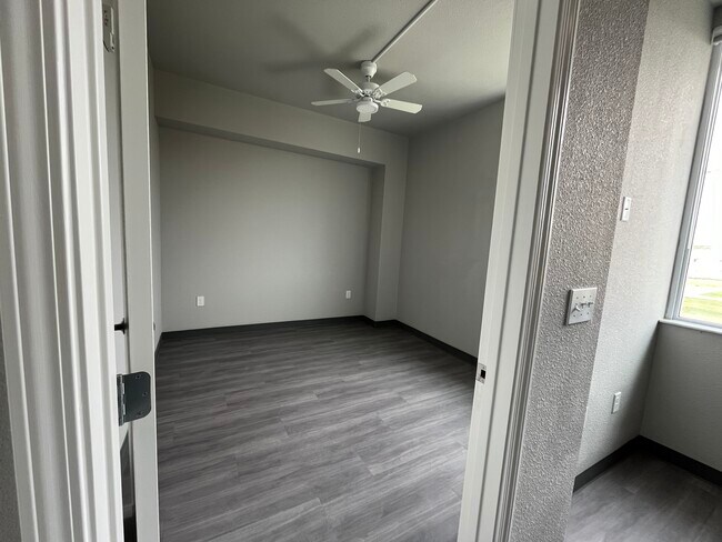 Foto del edificio - Cielo Tower Apartments