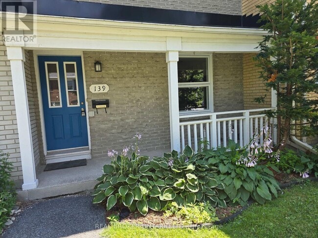 Building Photo - 139 Monterey Dr