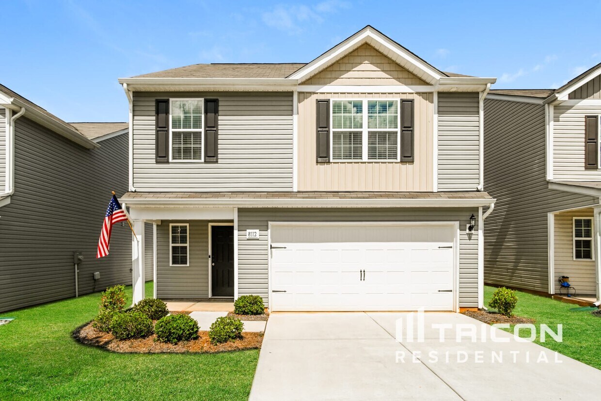 Foto principal - 8112 Derby Wood Ln