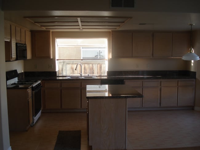 Photo - 14421 Autumn Hill Ln House