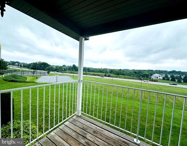 Foto del edificio - 116 Hawk Ct