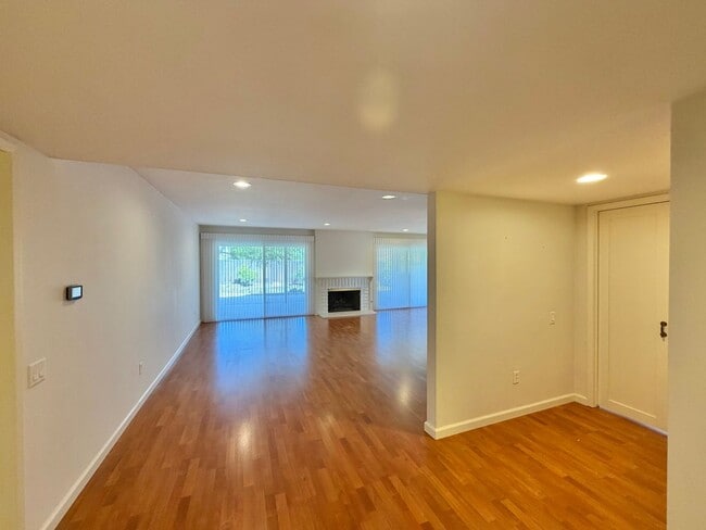 Building Photo - 12578 Horado Rd