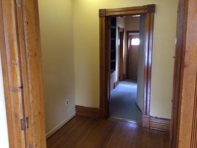 Building Photo - 305 Campbell St