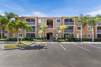 Building Photo - 1835 Florida Club Cir
