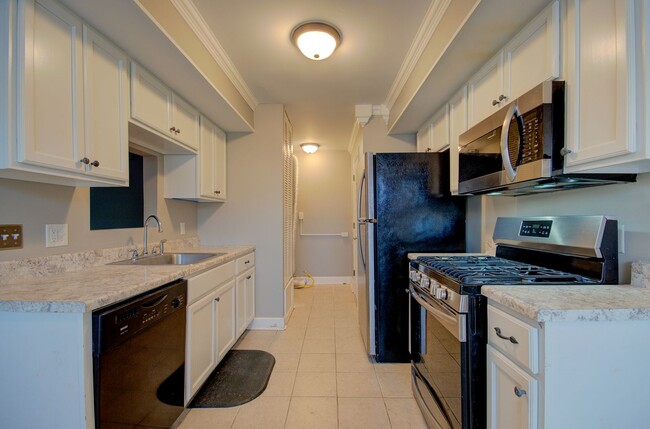 Foto del edificio - 2 bd townhome Crest Hill