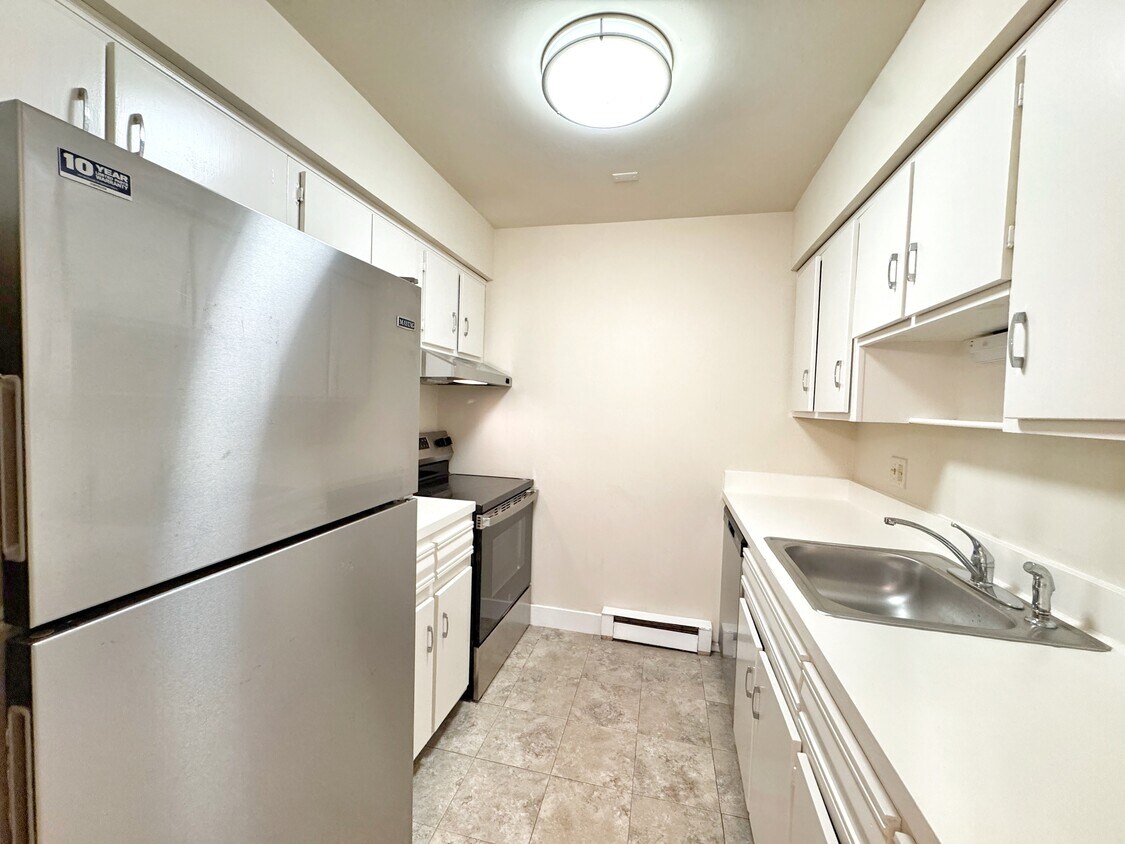 Foto principal - 24 Ferris Ave