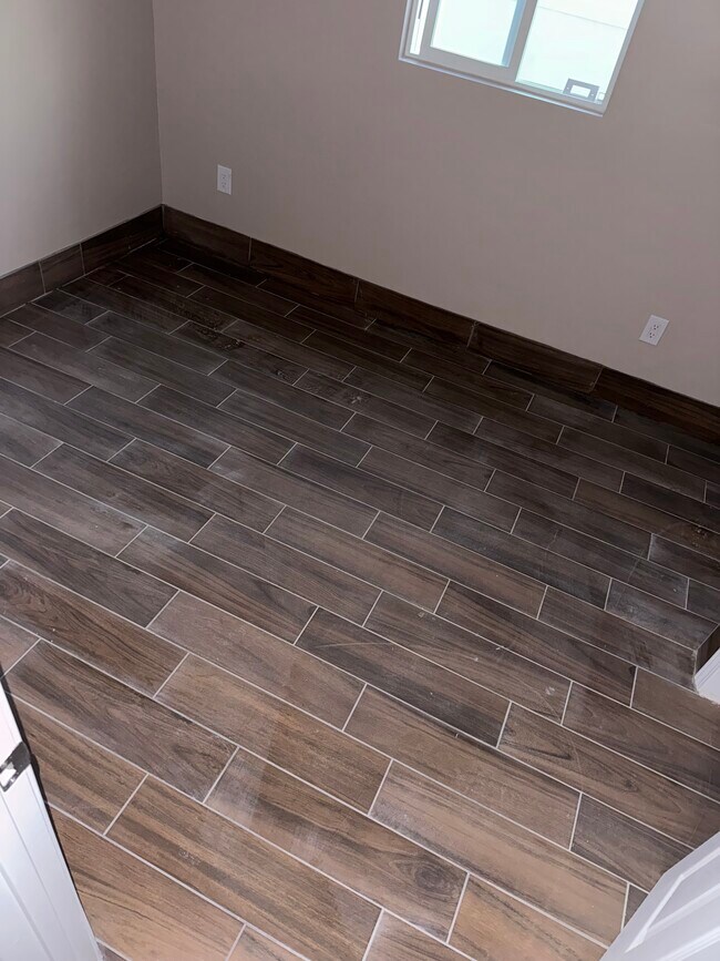 Foto del edificio - 32952 Urban Ave