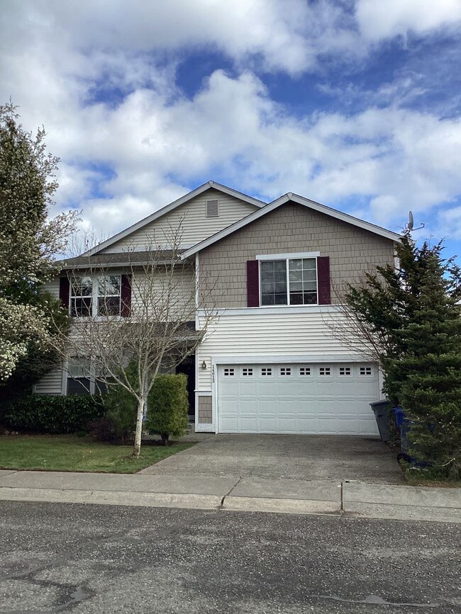 Building Photo - 4 Bedroom Home with Loft in Snohomish