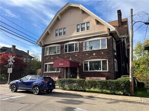 Building Photo - 1601 Hillsdale Ave