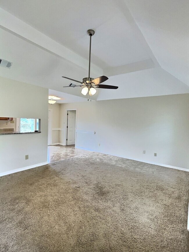 Foto del edificio - 3 BD 2 BA Home in Ocean Springs School District