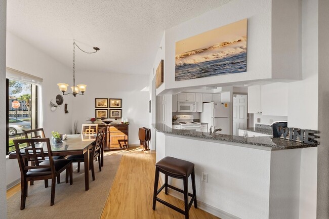 Photo - 3019 Alcazar Pl Apartment