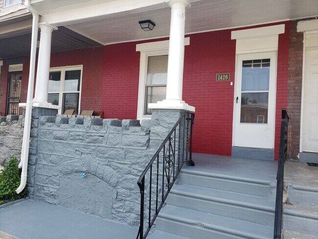 Building Photo - 1426 N 57th St