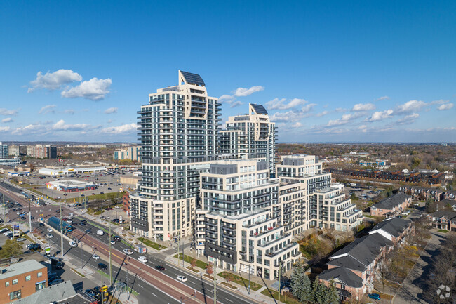 The Beverly Hills - SW Tower Appartements - 9191 Yonge St Richmond Hill ...