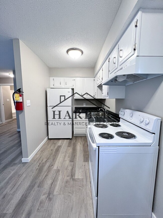 Foto del edificio - Renovated 1 Bedroom 1 Bath - SPECIAL: Firs...
