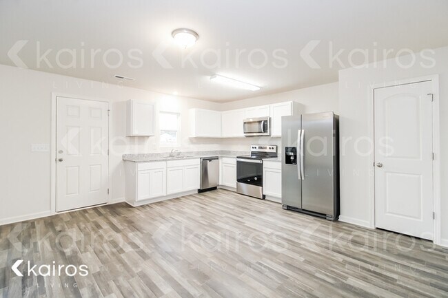 Building Photo - 3914 Miller Dr