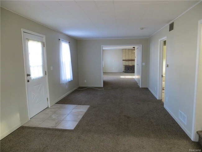 Building Photo - 2702 Jackson Blvd