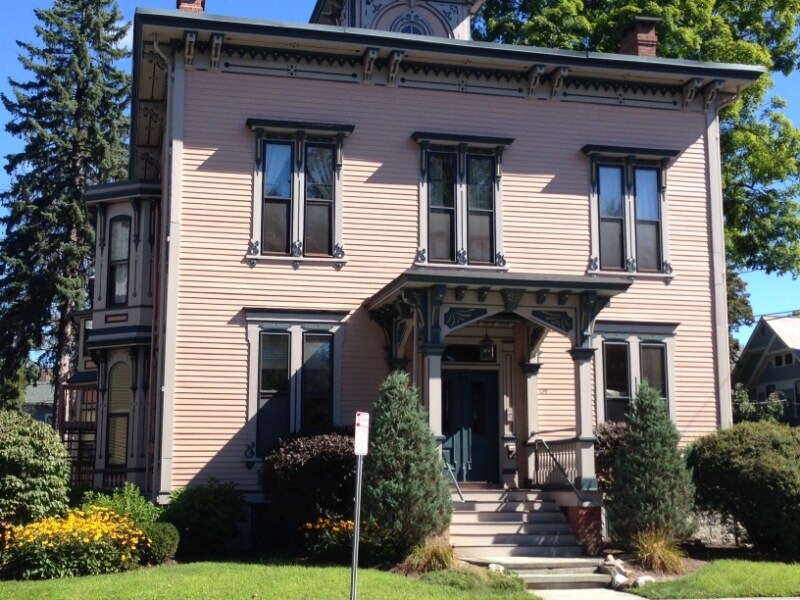 Primary Photo - 139 Phila St