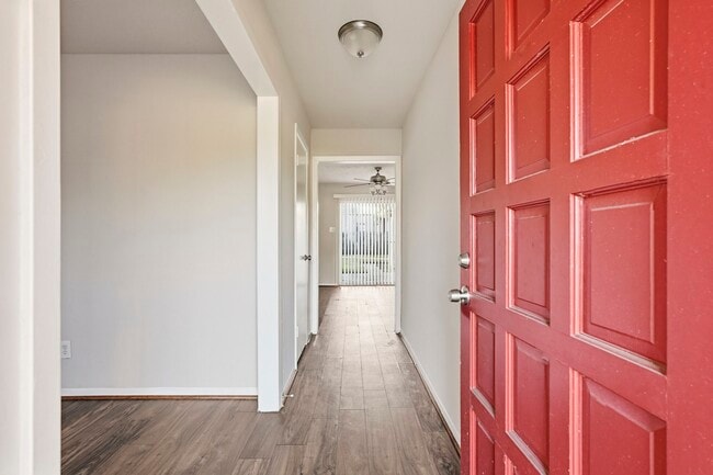 Building Photo - 3427 Prudence Dr