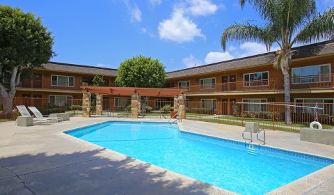Foto principal - 16331 E McFadden Ave