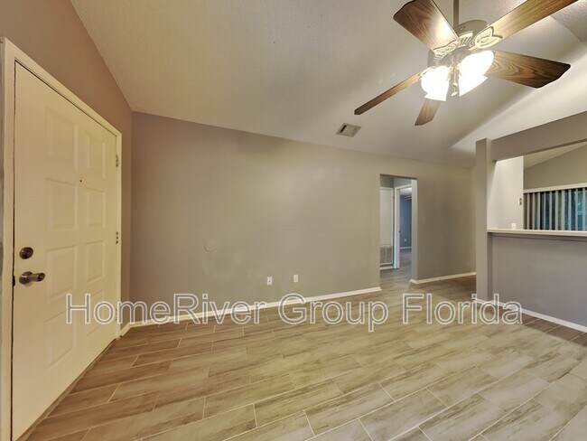 Foto del edificio - 10401 Riva Ridge Trail
