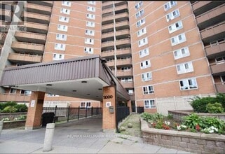 Building Photo - 2000 Jasmine Crescent