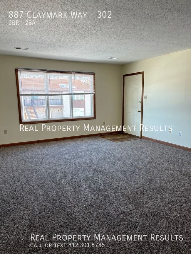 Building Photo - 887 Claymark Way