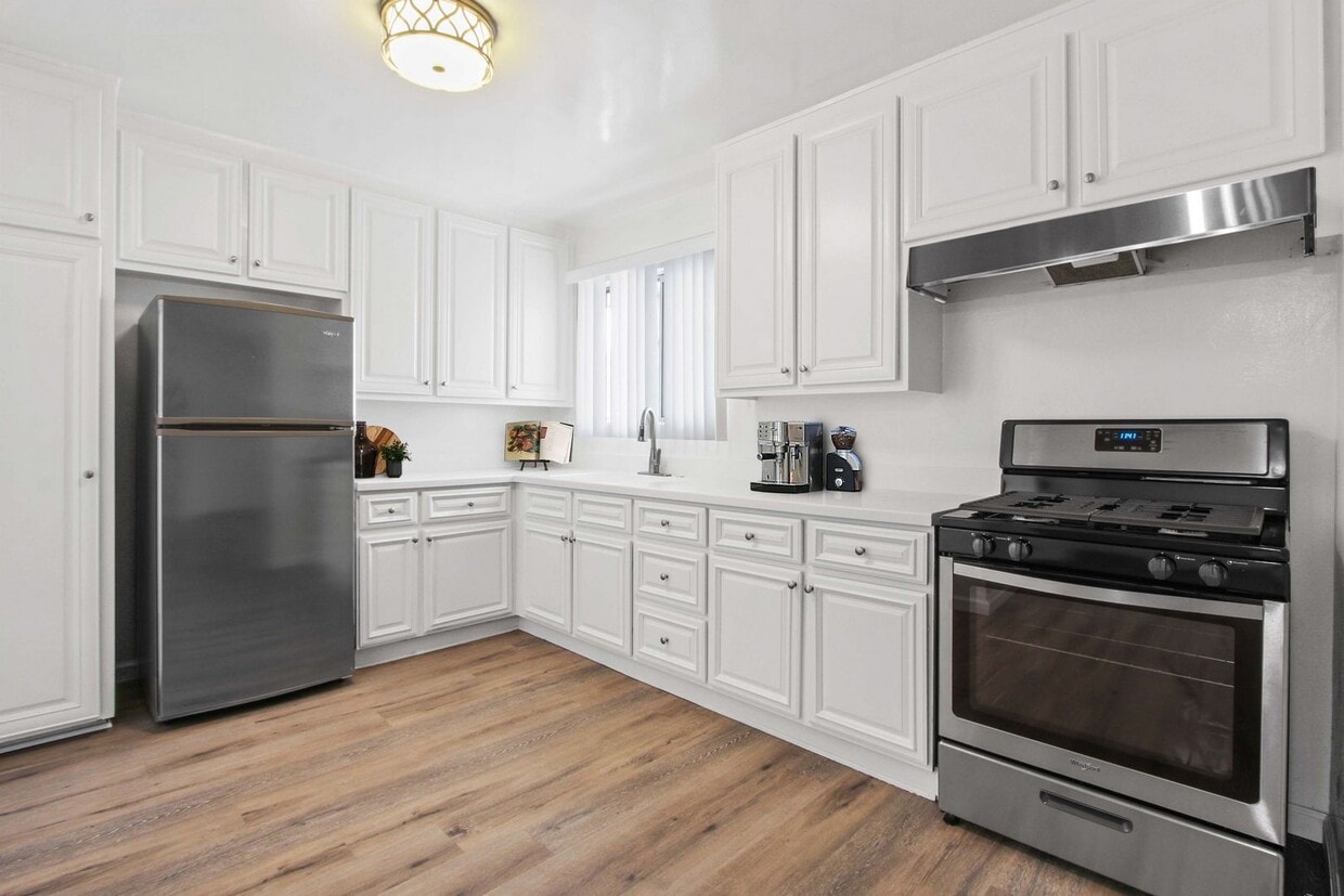 Vinton Apartments Apartments in Los Angeles, CA