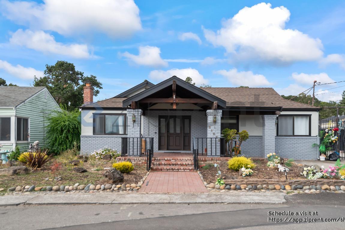 Foto principal - 21623 Baywood Ave