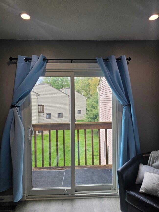Building Photo - 1622 Rivers Edge