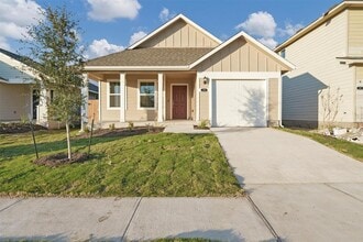 Building Photo - 229 Trailside Ln