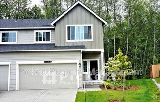 Building Photo - 6477 Hornet Cir NE