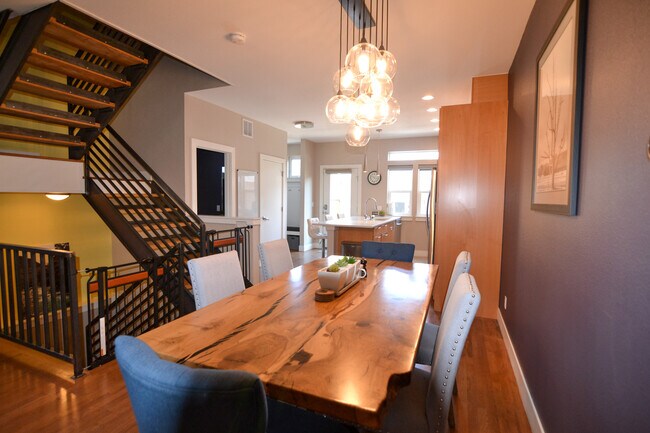 Foto del edificio - 3309 W 24th Ave