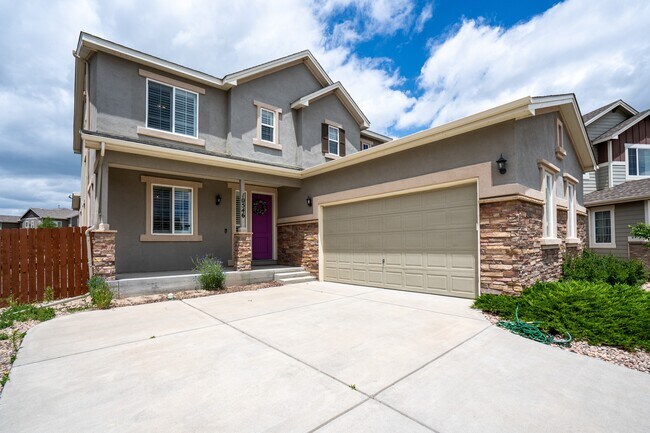 Building Photo - 10546 Mount Lincoln Dr