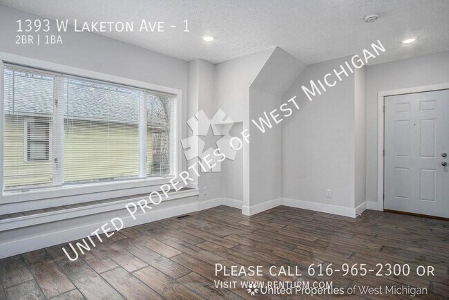 Building Photo - Available Now | Charming 2 Bedroom, 1 Bath...