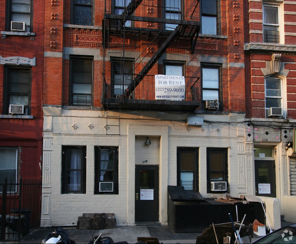 Building Photo - 328 E 106th St