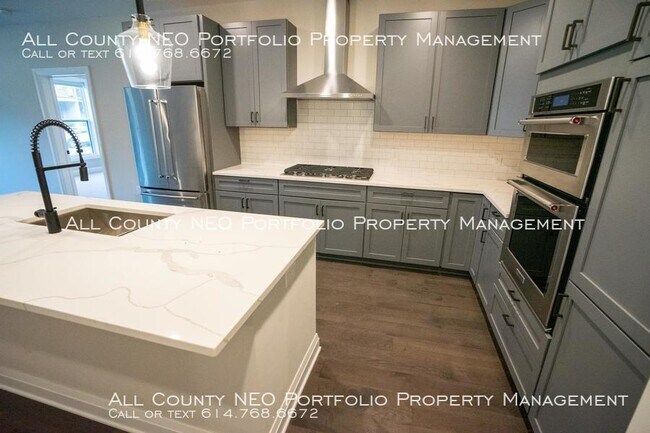 Foto del edificio - Brand New Short North 2 Bed, 2 Bath Condo!