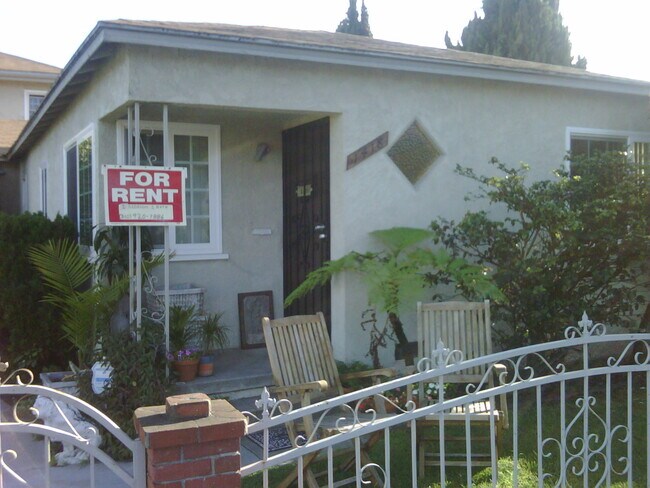 Foto del edificio - 1418 Ocean Park Blvd