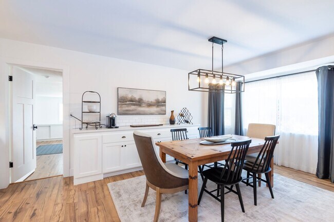 Foto del edificio - 1736 Deer Canyon Rd
