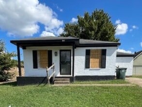 Building Photo - 4458 Medley Ln
